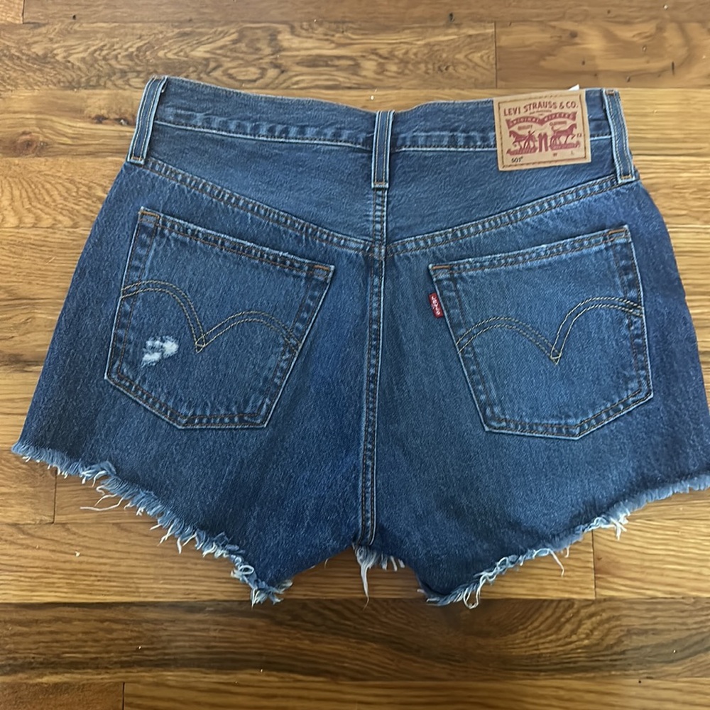 NWOT Levi’s 501 Jean Shorts
